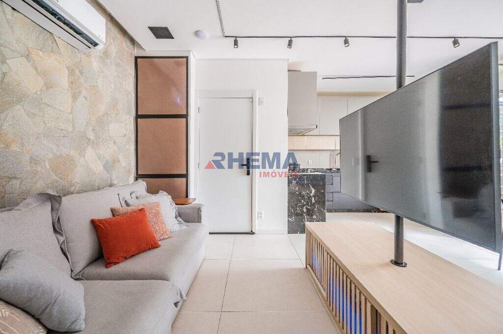 Apartamento Garden à venda no Marapé: 