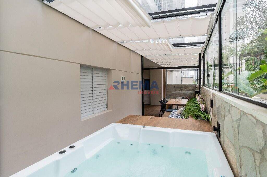 Apartamento Garden à venda no Marapé: 