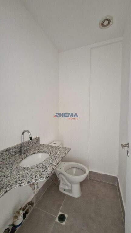 Sala à venda no Vila Matias: 