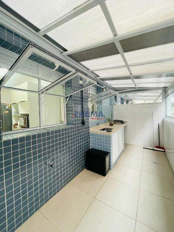 Apartamento à venda no Ponta da Praia: 
