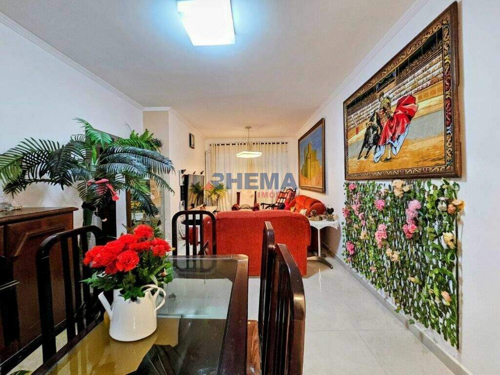 Apartamento à venda no Ponta da Praia: 