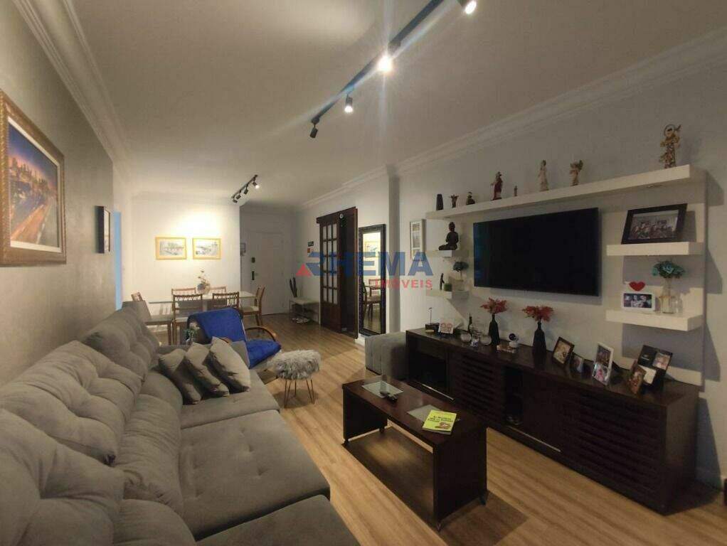 Apartamento à venda no Campo Grande: 