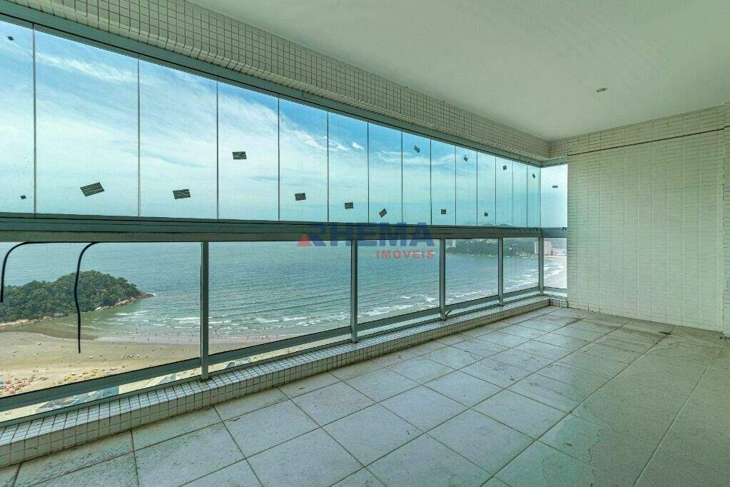 Cobertura à venda no José Menino: 