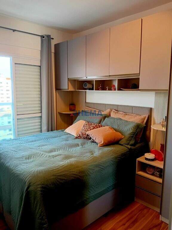 Apartamento à venda no Embaré: 