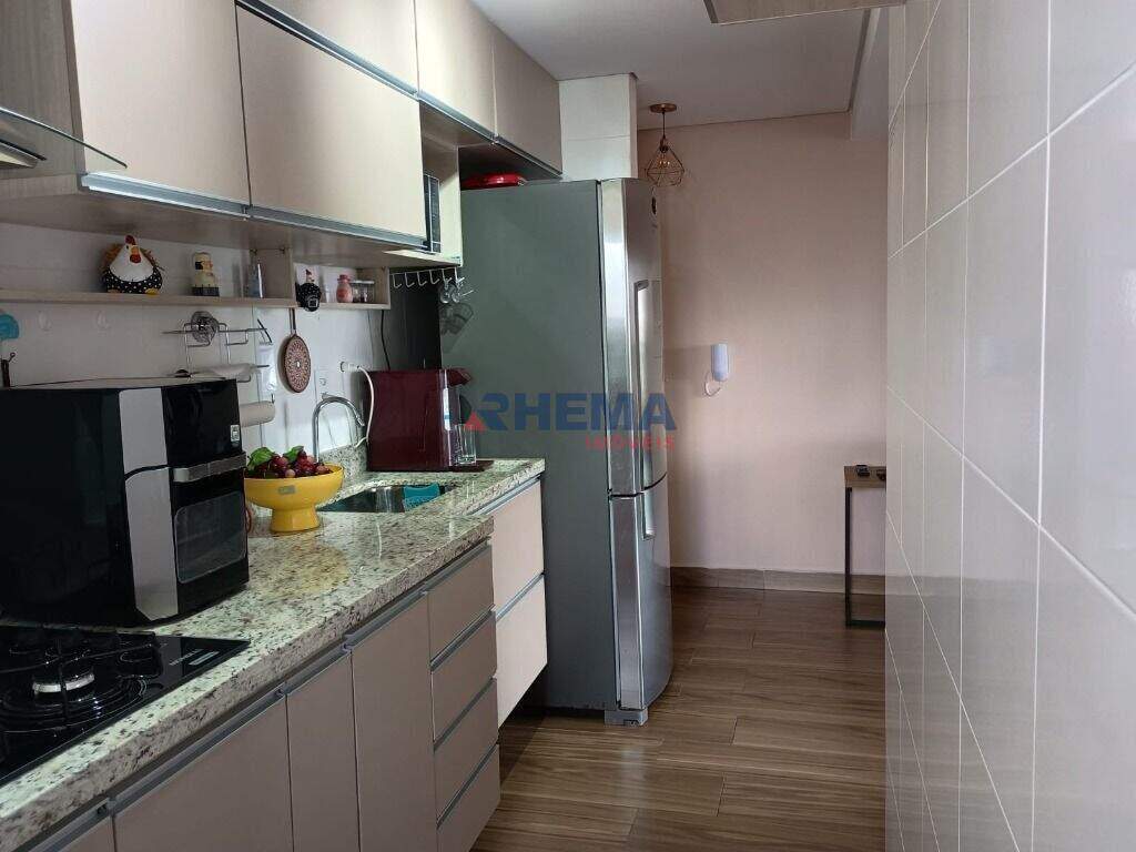 Apartamento à venda no Embaré: 