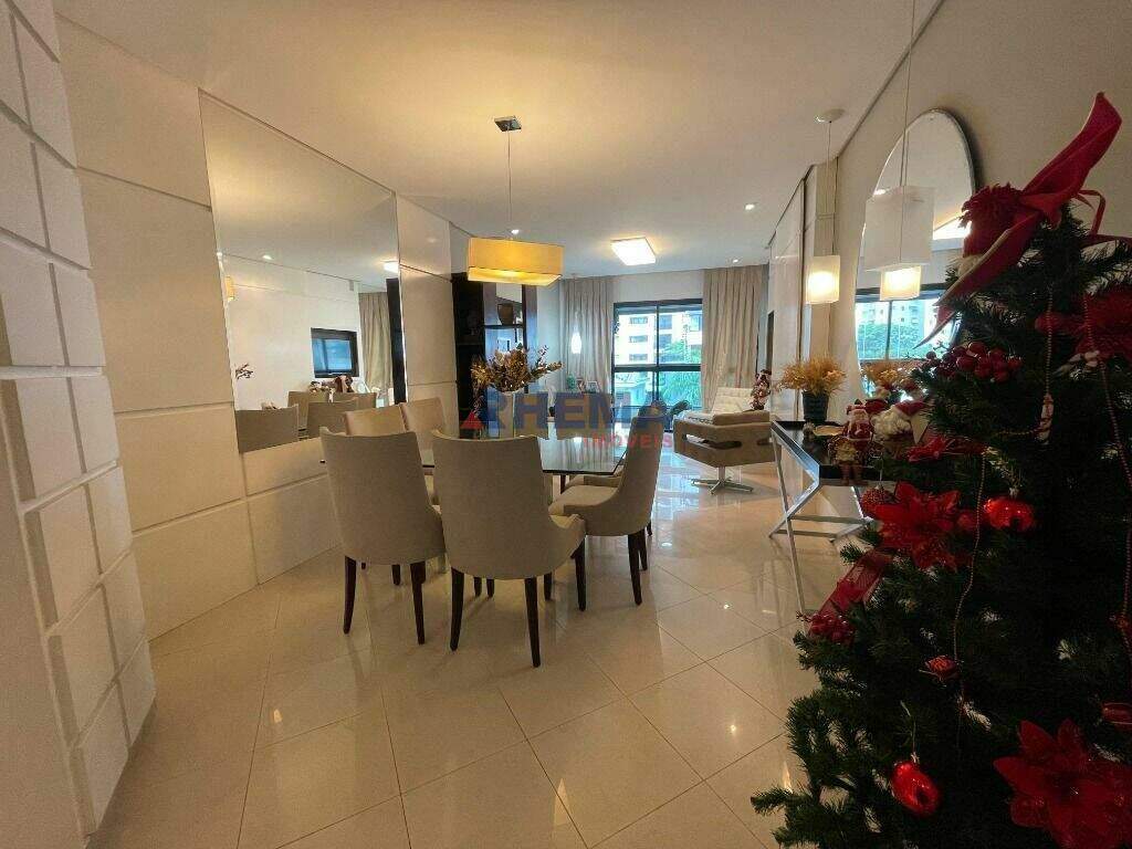 Apartamento à venda no Ponta da Praia: 