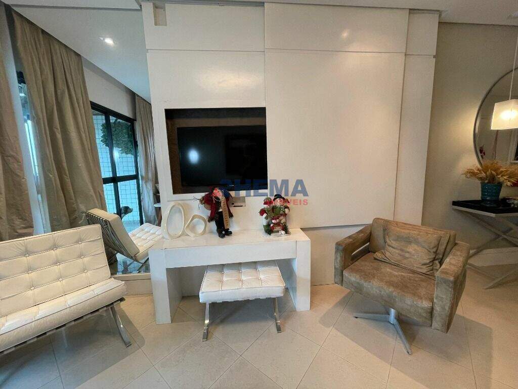 Apartamento à venda no Ponta da Praia: 