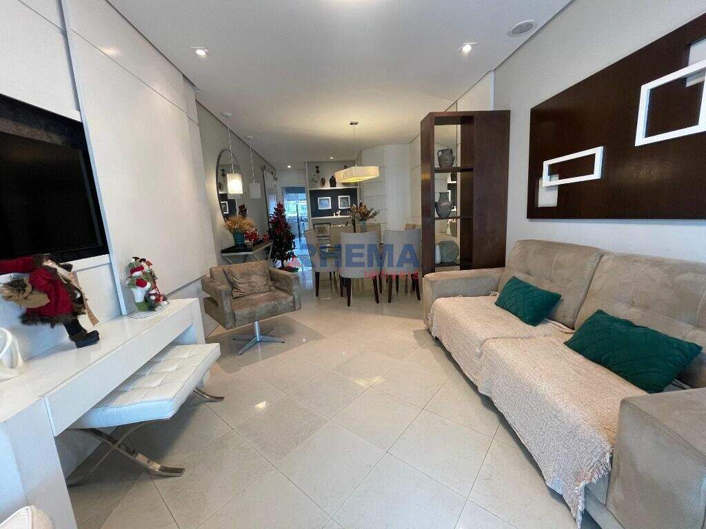 Apartamento à venda no Ponta da Praia: 