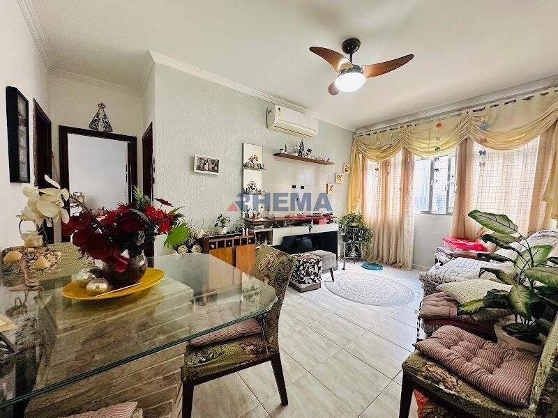 Apartamento à venda no Embaré: 