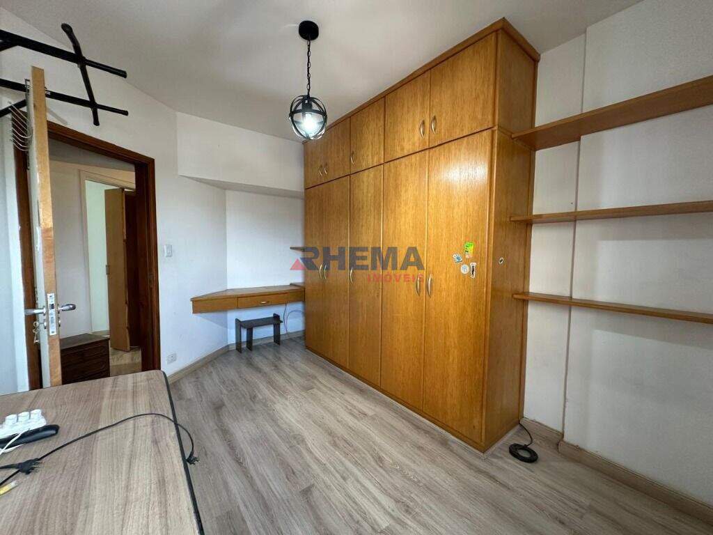 Apartamento à venda no Ponta da Praia: 