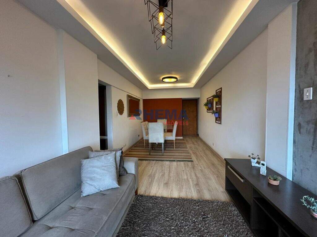 Apartamento à venda no Ponta da Praia: 