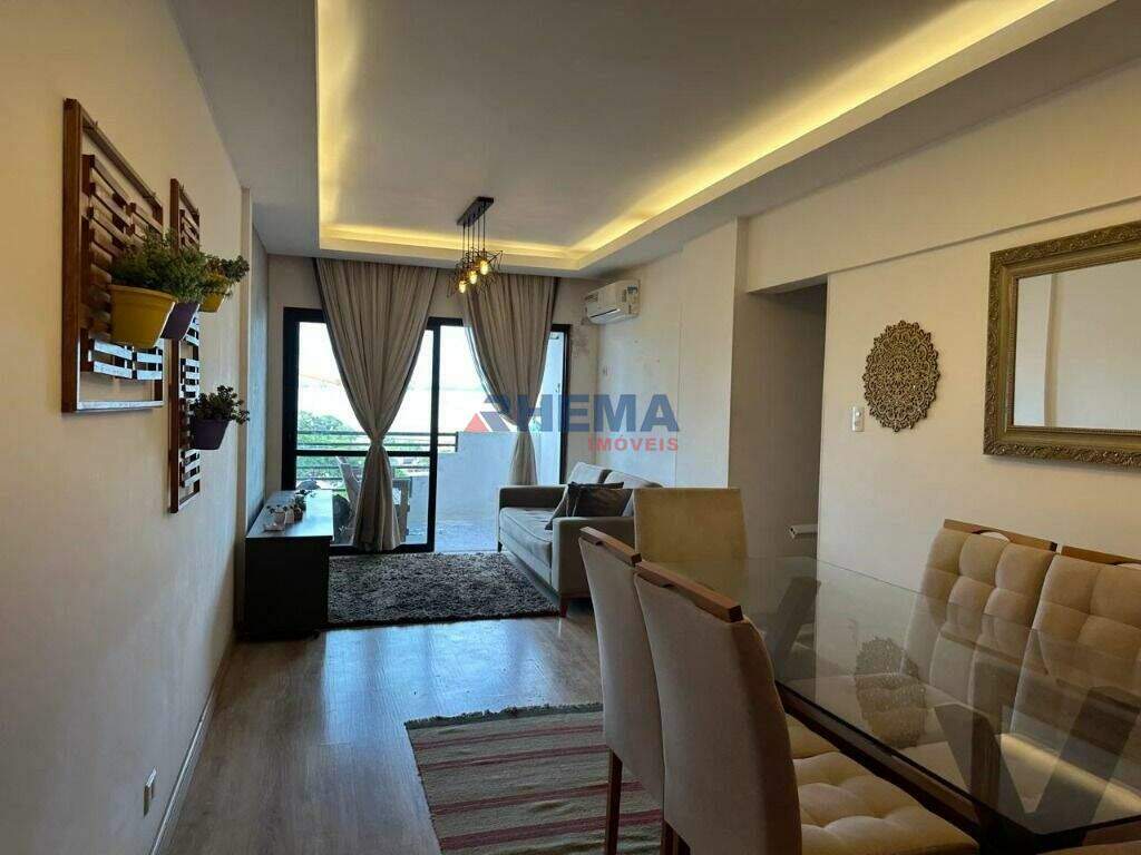 Apartamento à venda no Ponta da Praia: 