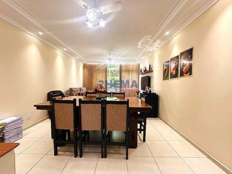 Apartamento à venda no Ponta da Praia: 
