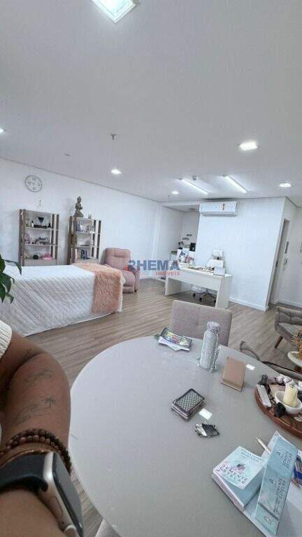 Sala à venda no Boqueirão: 