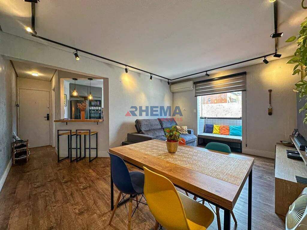 Apartamento à venda no Embaré: 