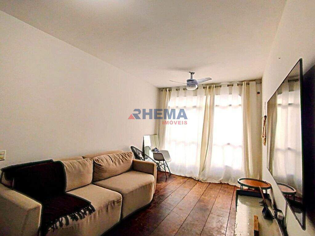 Apartamento à venda no Embaré: 