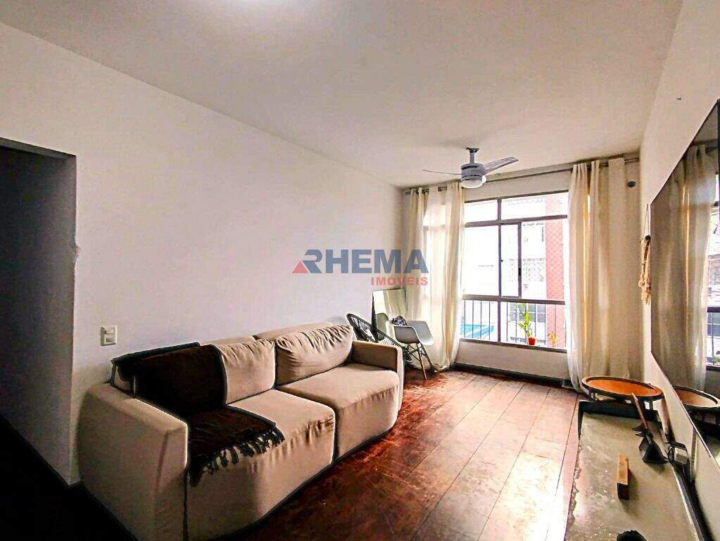 Apartamento à venda no Embaré: 
