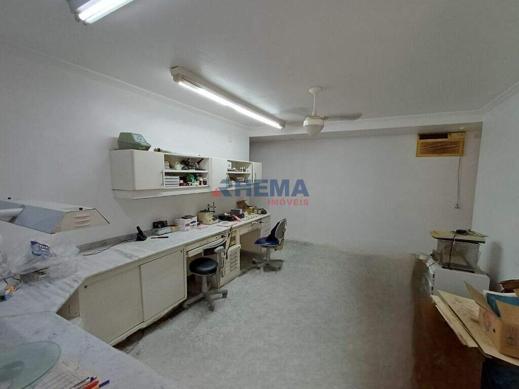 Apartamento à venda no Embaré: 