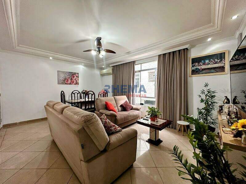 Apartamento à venda no Embaré: 