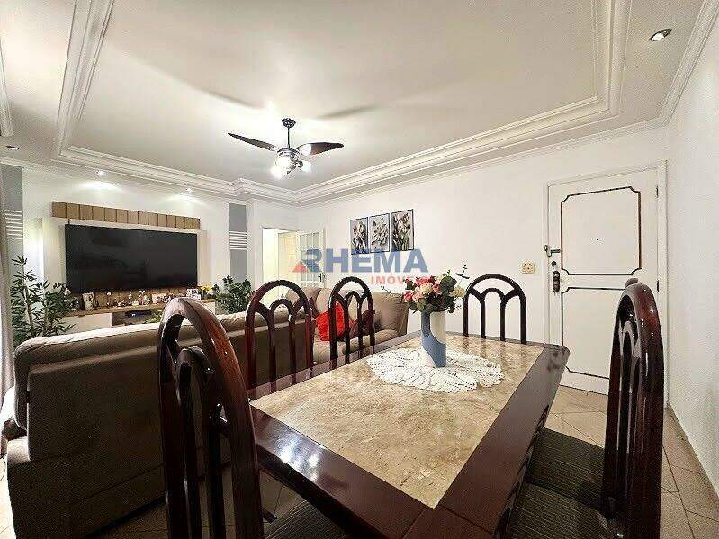 Apartamento à venda no Embaré: 