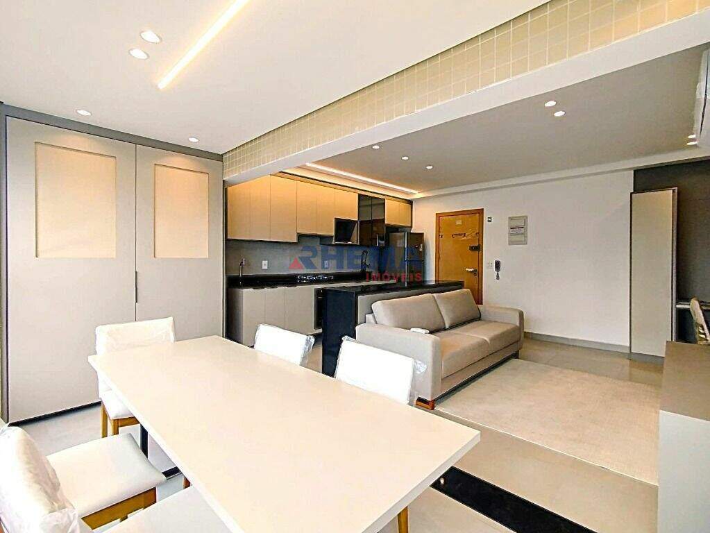 Apartamento à venda no Ponta da Praia: 