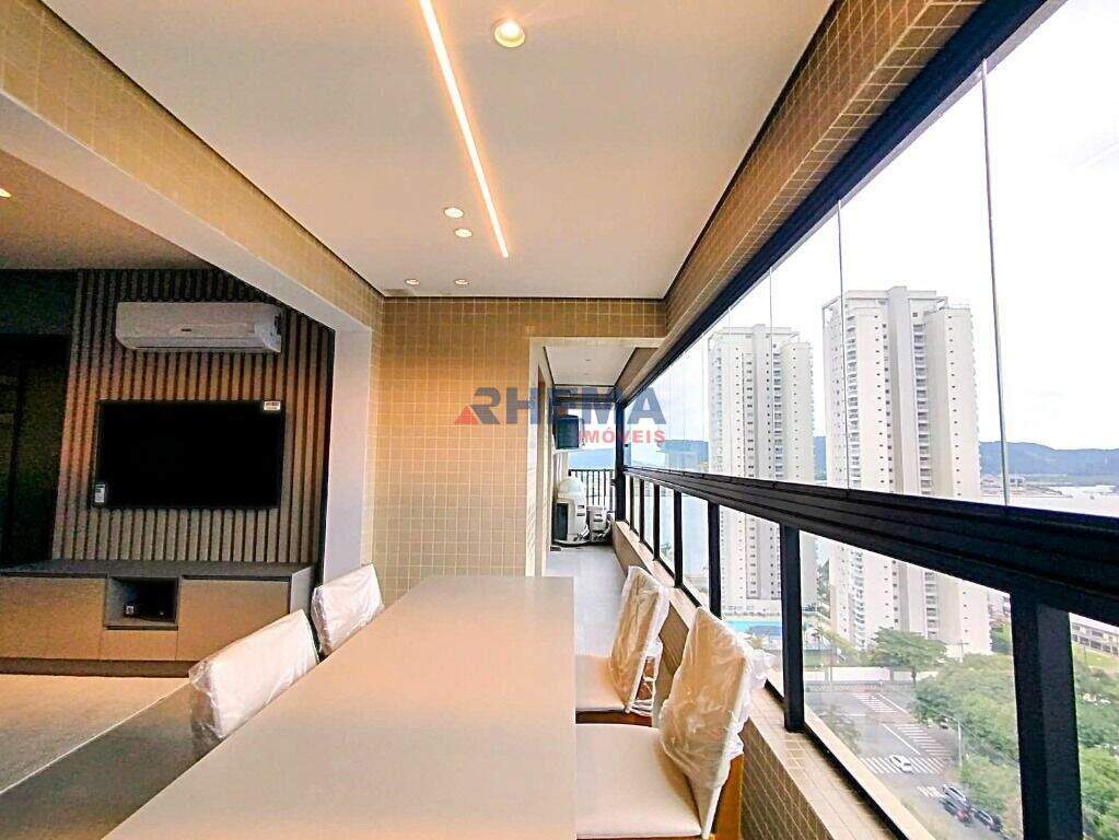 Apartamento à venda no Ponta da Praia: 