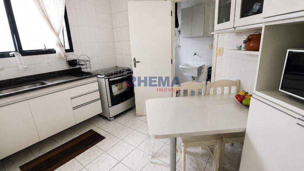 Apartamento à venda no Embaré: 