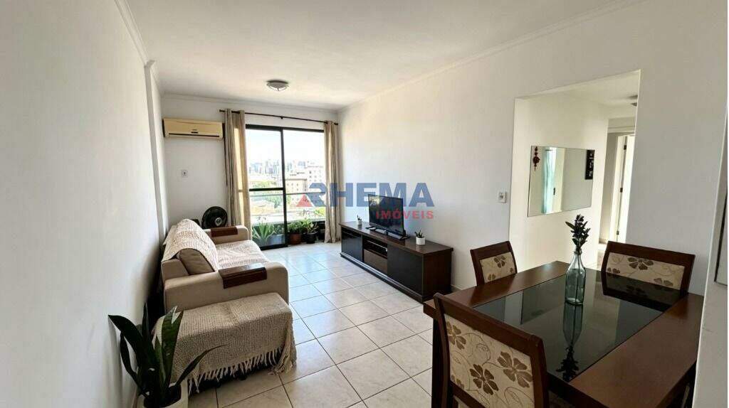 Apartamento à venda no Embaré: 