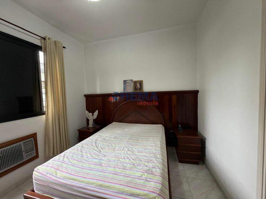 Apartamento à venda no Embaré: 