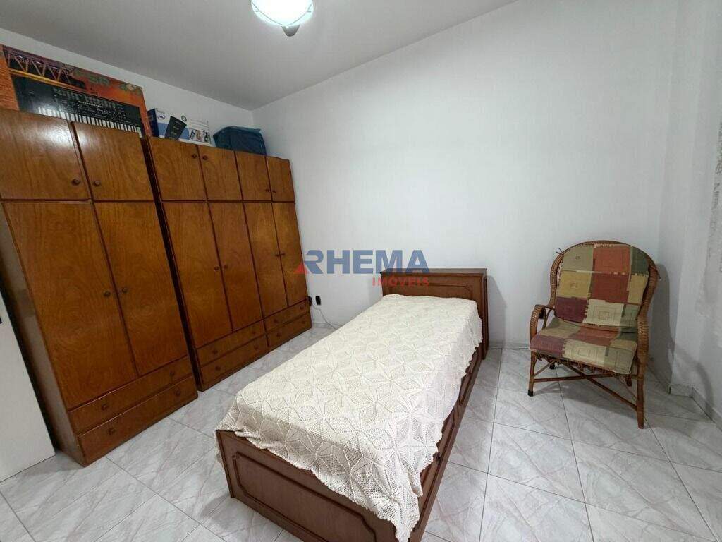 Apartamento à venda no Embaré: 