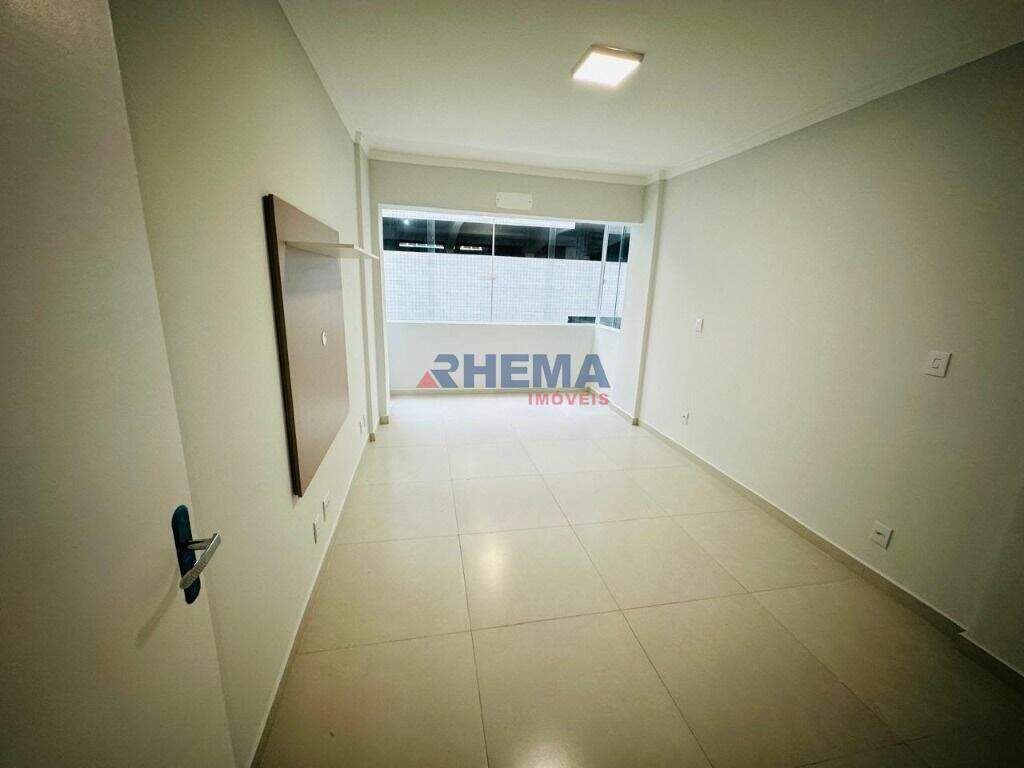 Apartamento à venda no Ponta da Praia: 