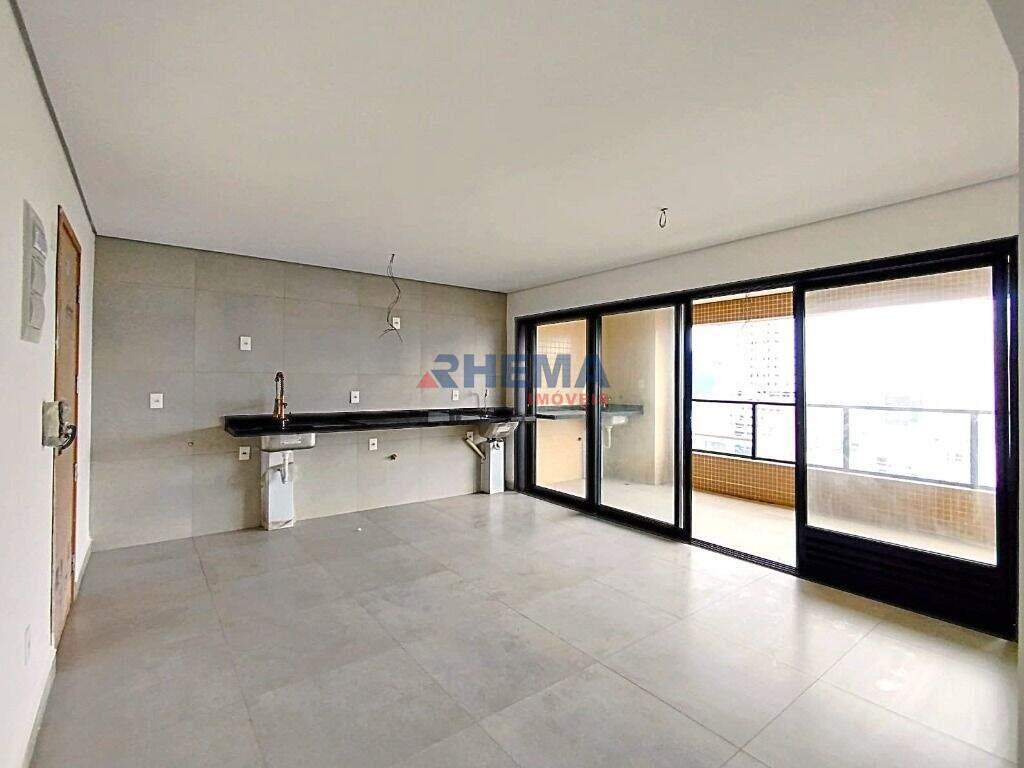 Apartamento à venda no Ponta da Praia: 