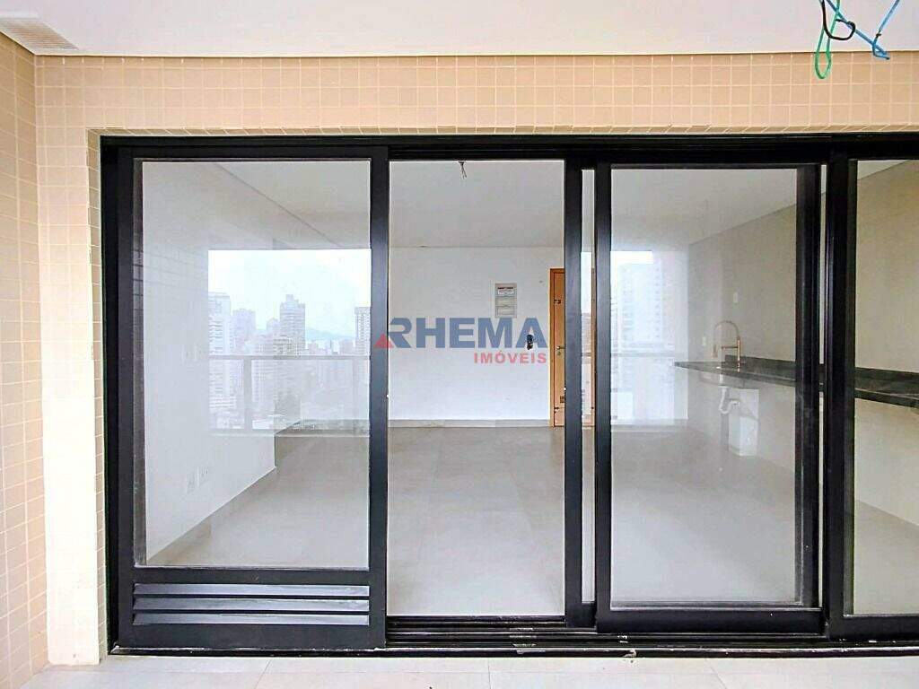 Apartamento à venda no Ponta da Praia: 
