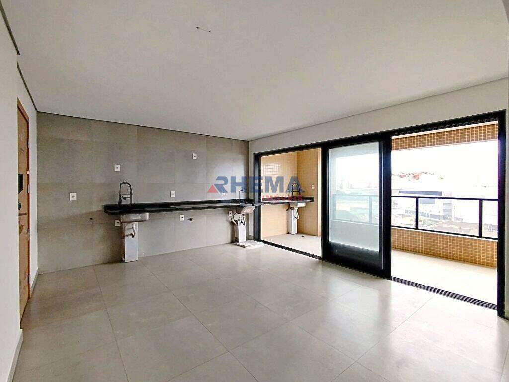 Apartamento à venda no Ponta da Praia: 