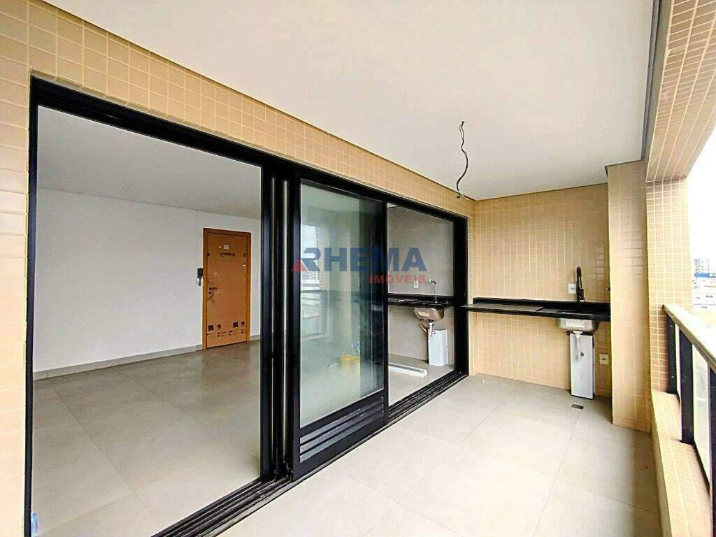 Apartamento à venda no Ponta da Praia: 