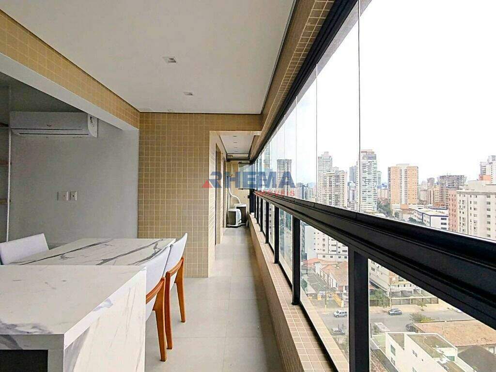 Apartamento à venda no Ponta da Praia: 