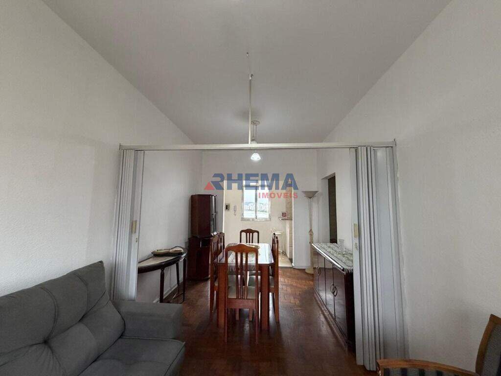 Apartamento à venda no Ponta da Praia: 