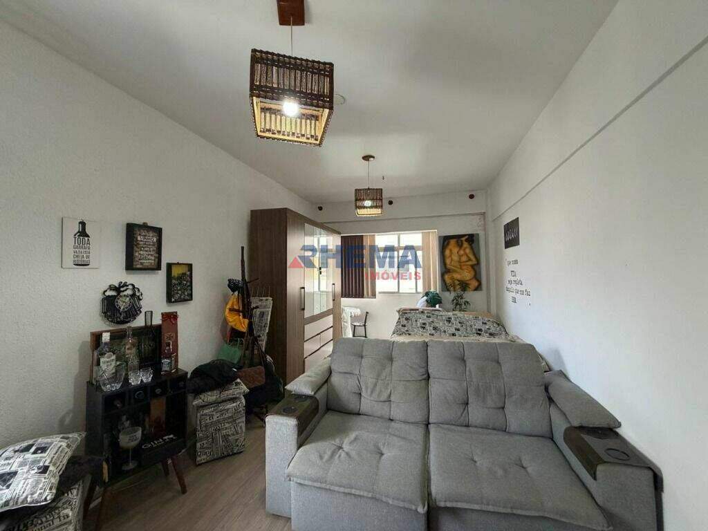 Apartamento à venda no Ponta da Praia: 