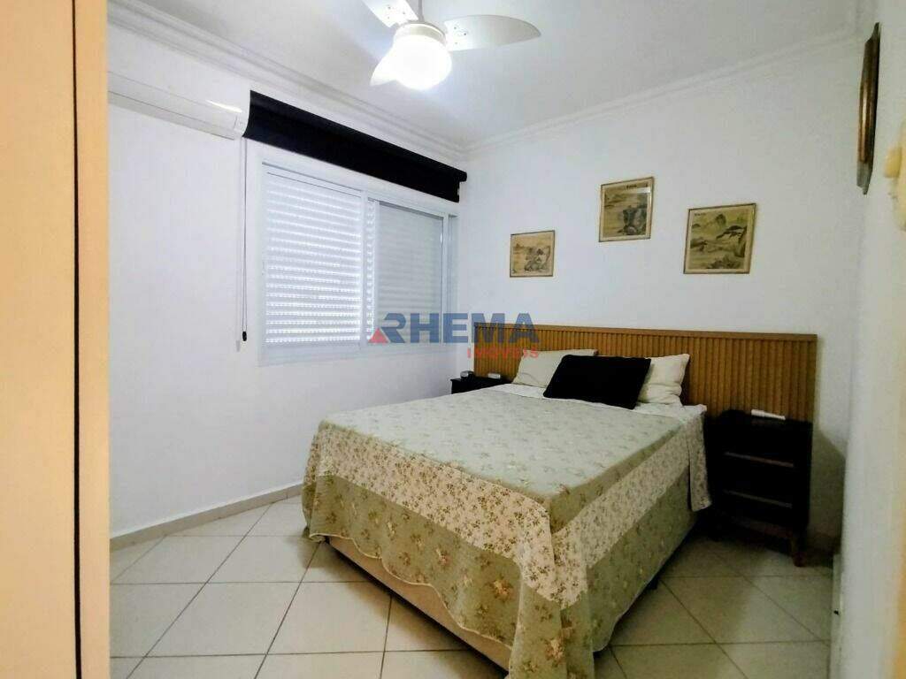 Apartamento à venda no Embaré: 