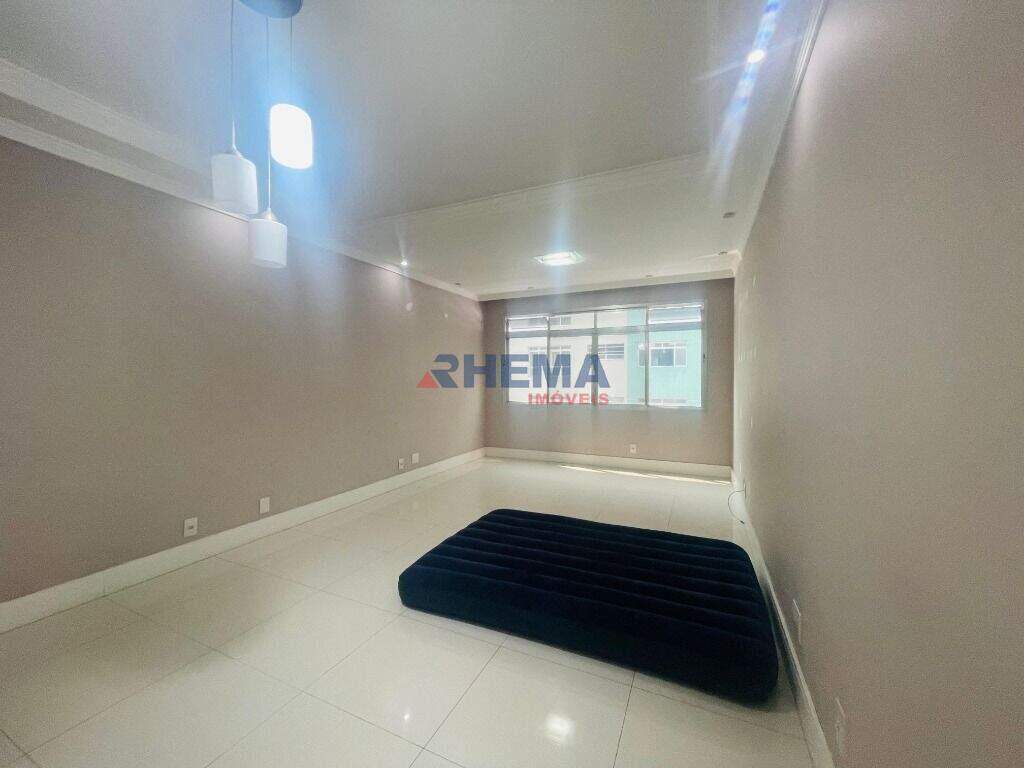 Apartamento à venda no Ponta da Praia: 