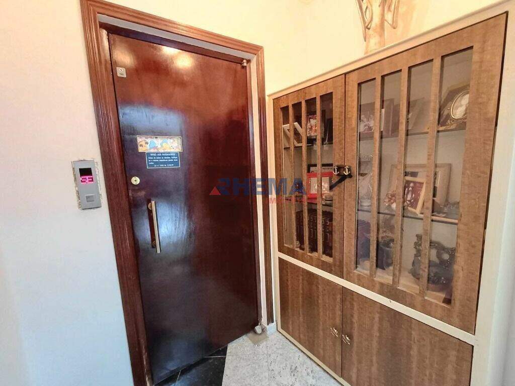 Apartamento à venda no Ponta da Praia: 
