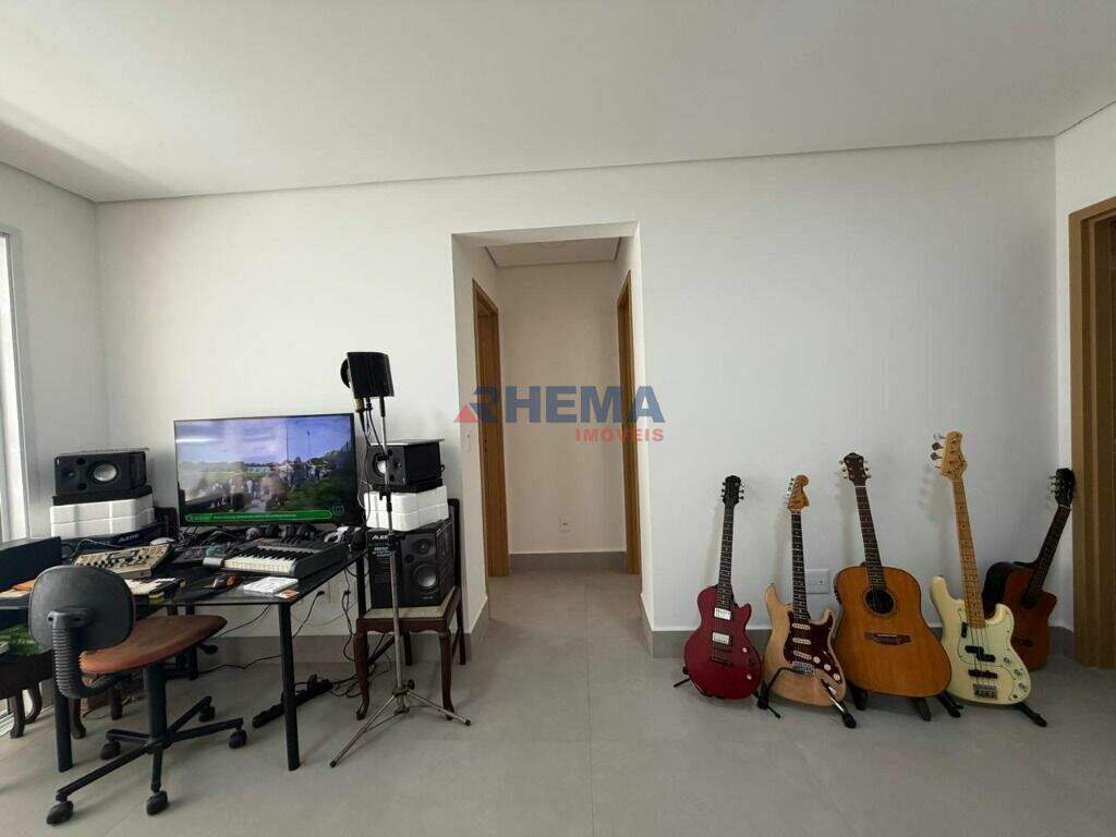 Apartamento à venda no Aparecida: 