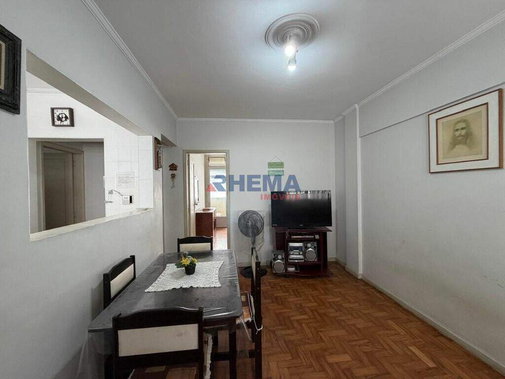 Apartamento à venda no Ponta da Praia: 