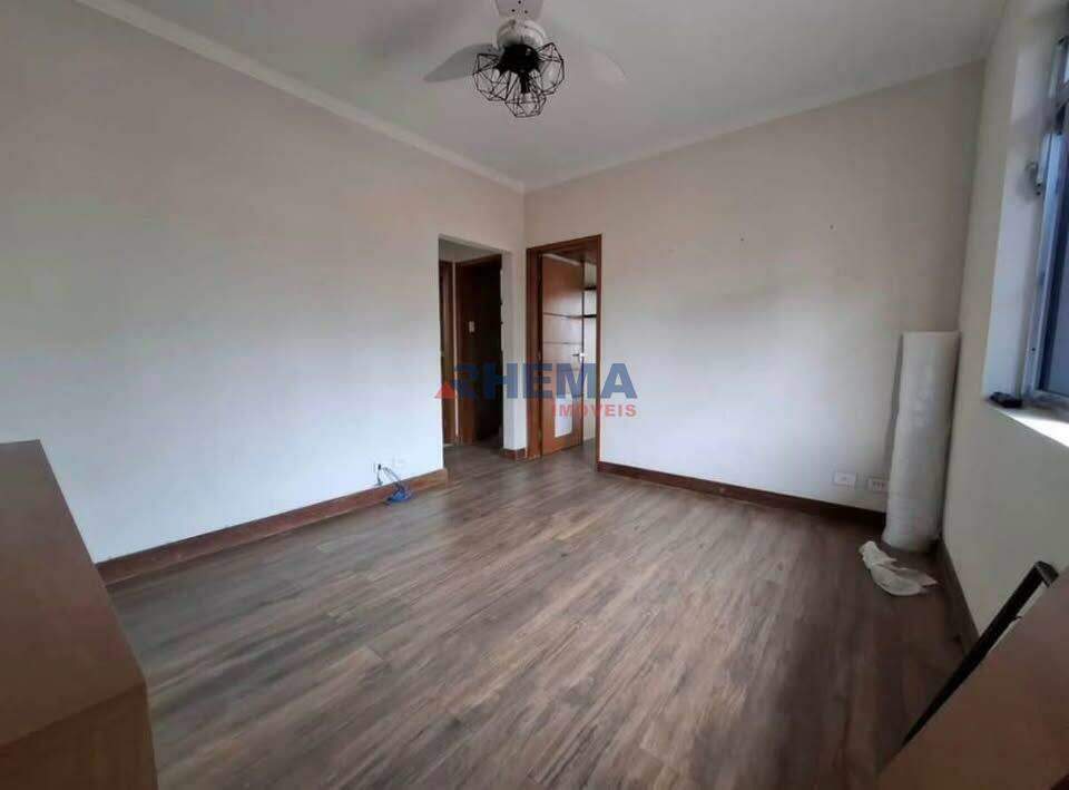 Apartamento à venda no Ponta da Praia: 