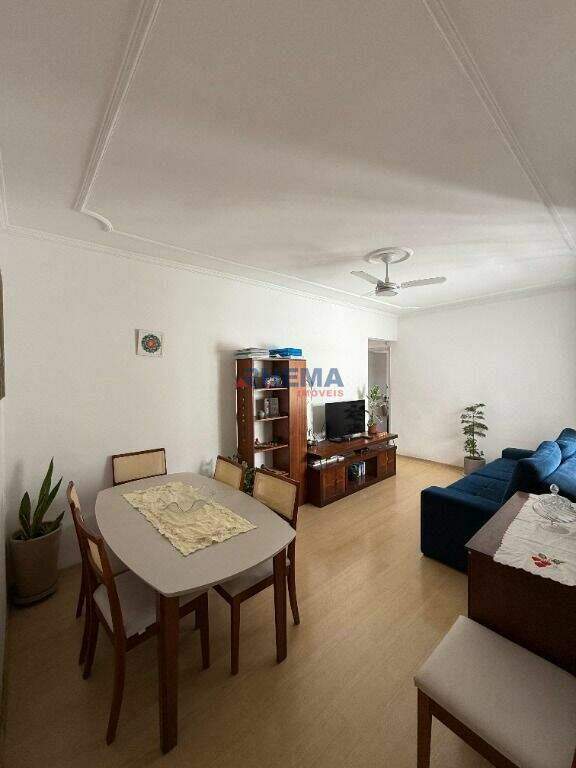 Apartamento à venda no Ponta da Praia: 