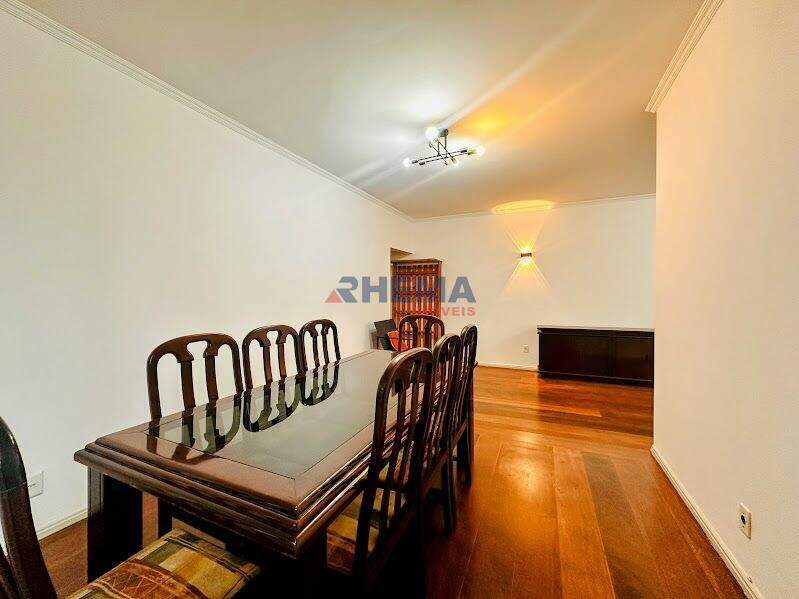 Apartamento à venda no Embaré: 