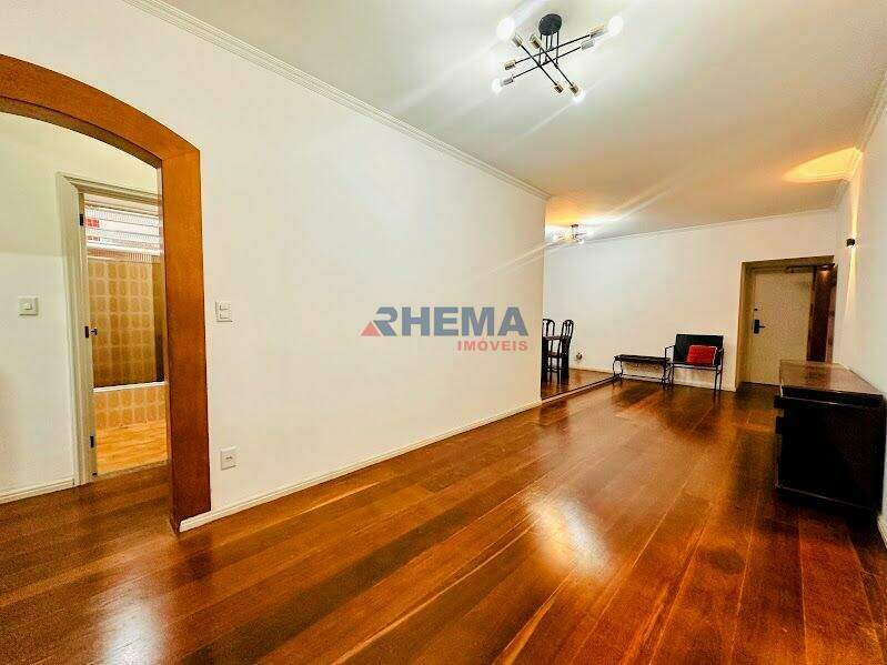 Apartamento à venda no Embaré: 