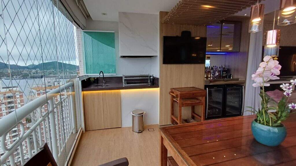 Apartamento à venda no Ponta da Praia: 