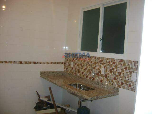 Casa à venda no Embaré: 