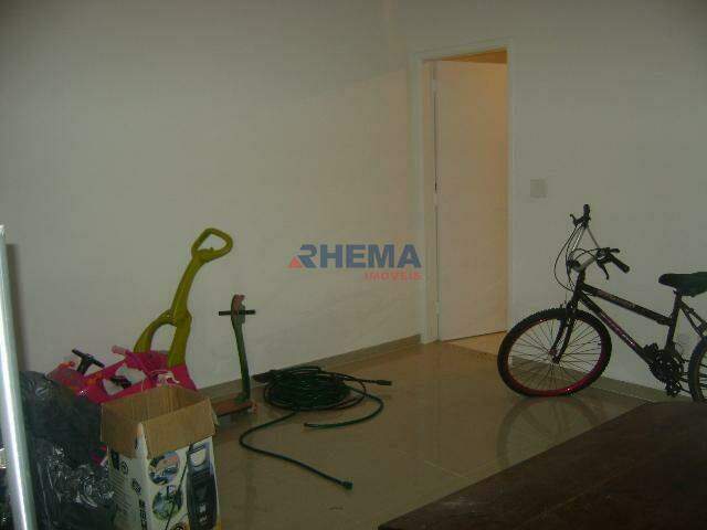 Casa à venda no Embaré: 
